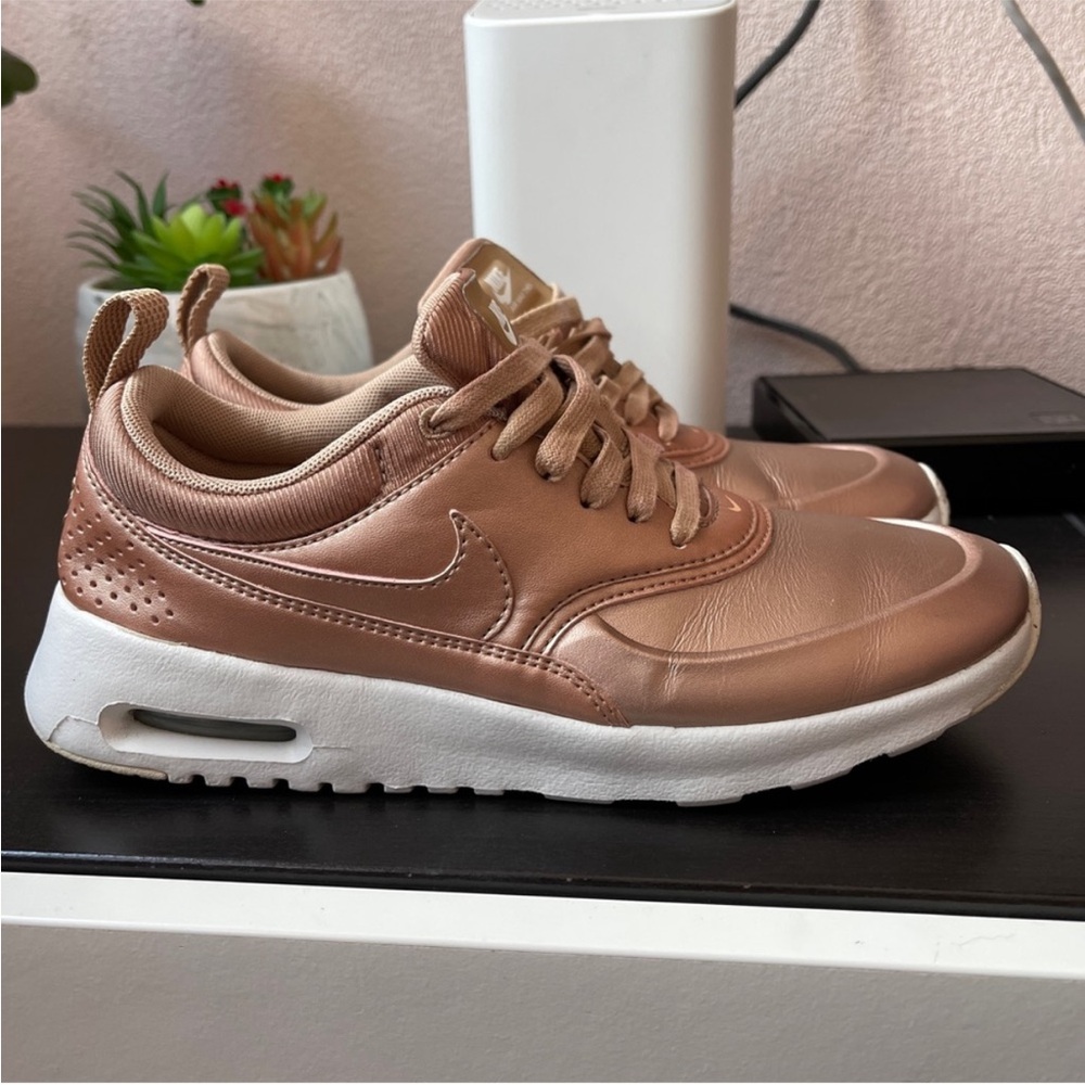 Nike Women's Althea Air Max